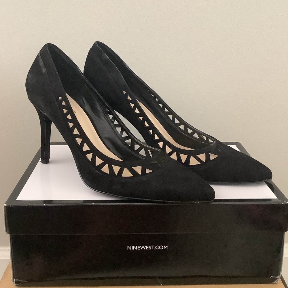 Nine West Black heels 9M, fits size 9